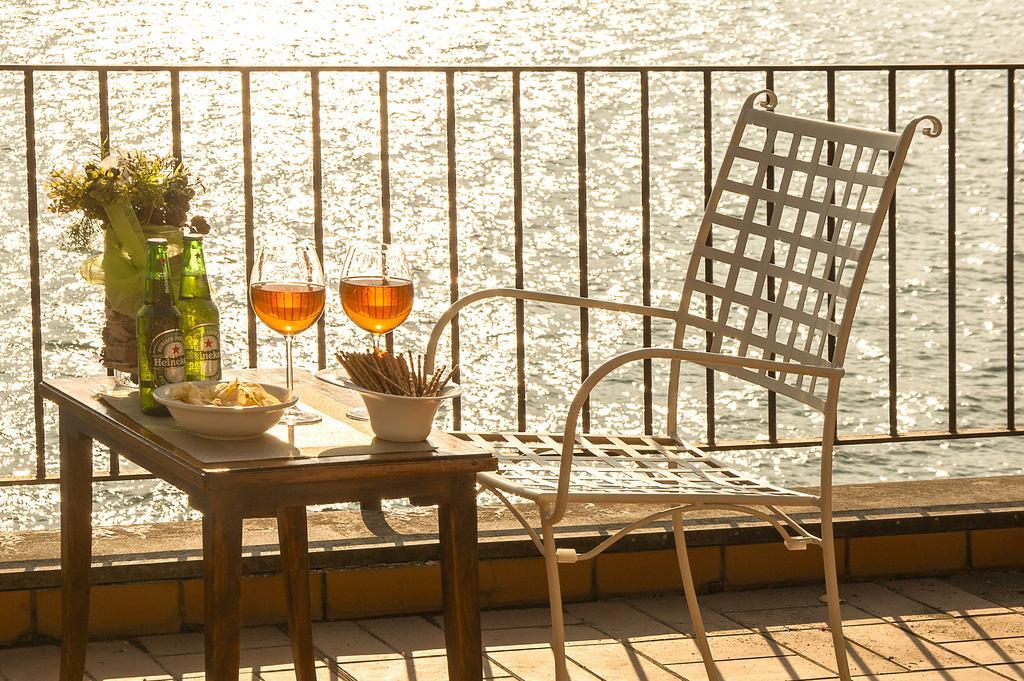 The Terrace On The Lake Мароне Екстериор снимка