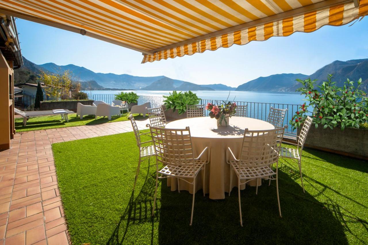 The Terrace On The Lake Мароне Екстериор снимка